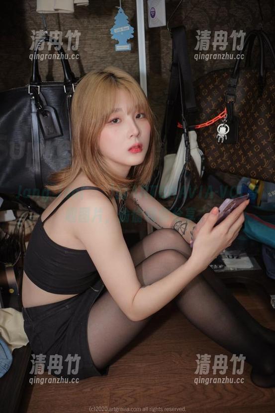 Jang Joo(장주)的ARTGRAVIA-VOL奇趣图片，偷偷和你分享。